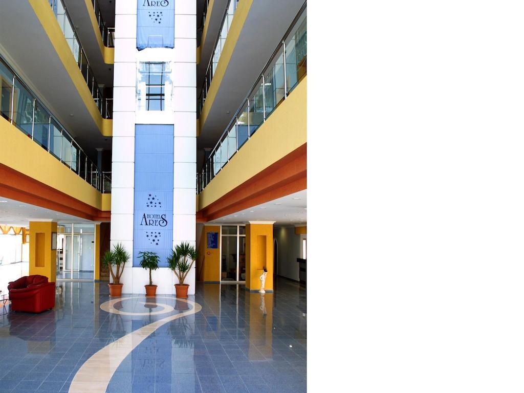 מהמוטלר Ares Hotel מראה חיצוני תמונה