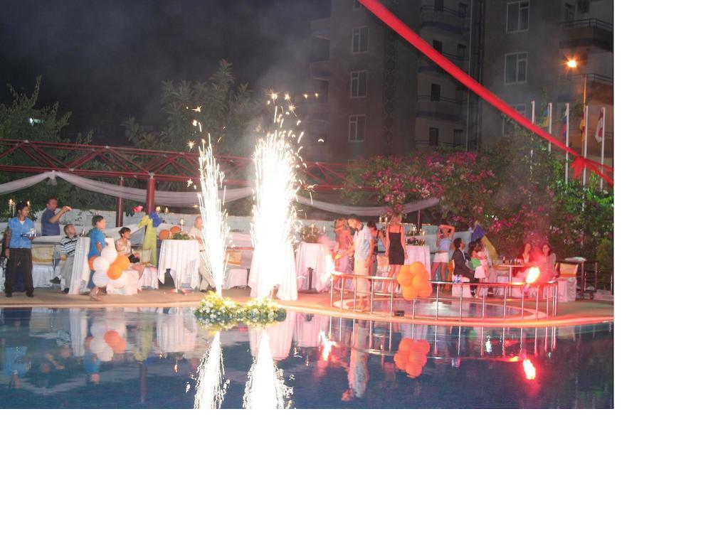 מהמוטלר Ares Hotel מראה חיצוני תמונה