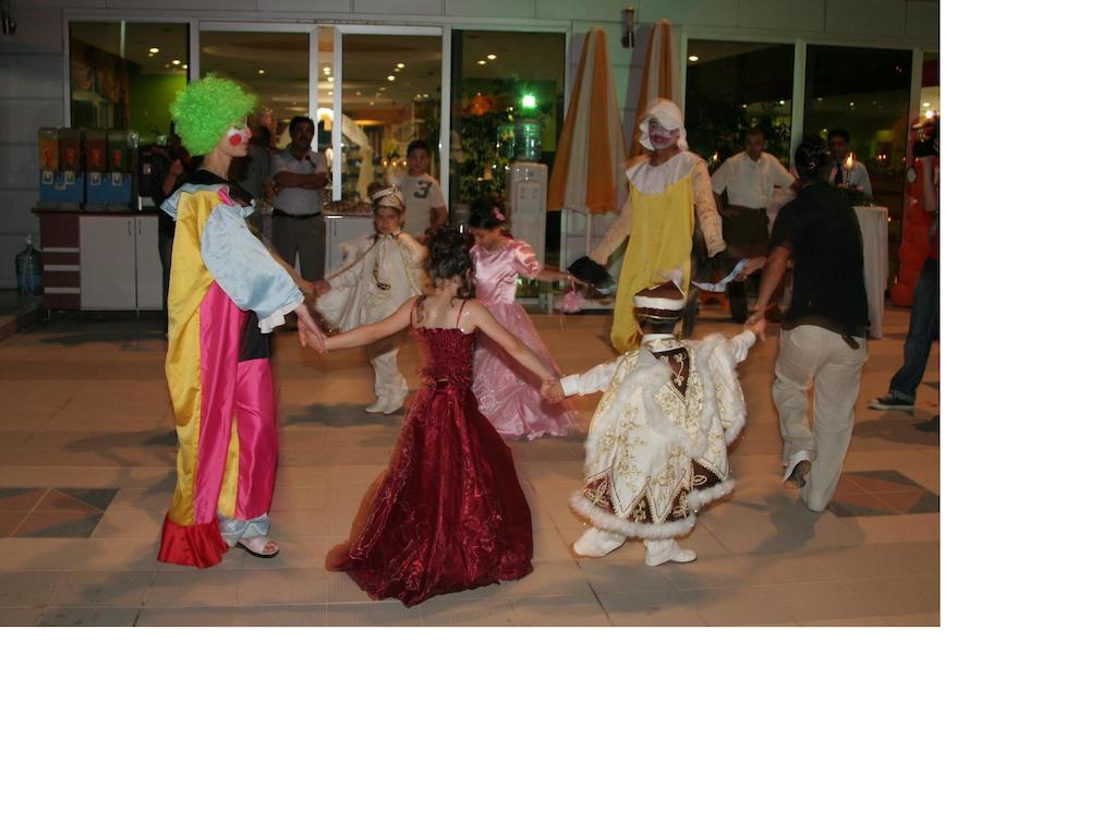 מהמוטלר Ares Hotel מראה חיצוני תמונה